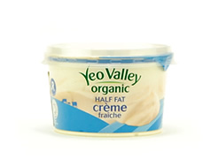 Organic Half Fat Crème Fraîche, Yeo Valley (200g)