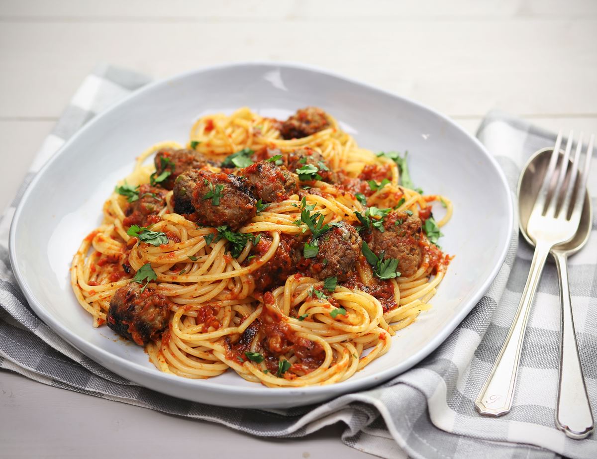 Meatballs & Spaghetti with Roast Pepper Sauce