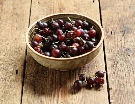 English Jostaberries (125g)