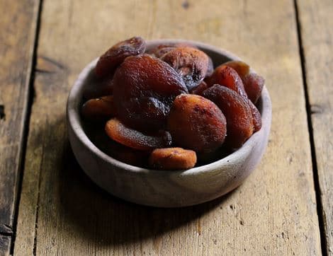 Whole Apricots image thumbnail