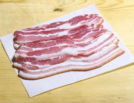 Dry-cured Smoked Streaky Bacon
