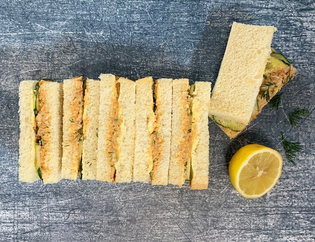 >Crab, Cucumber & Dill Finger Sandwiches