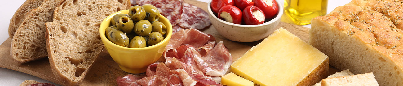 Save on organic picnic food