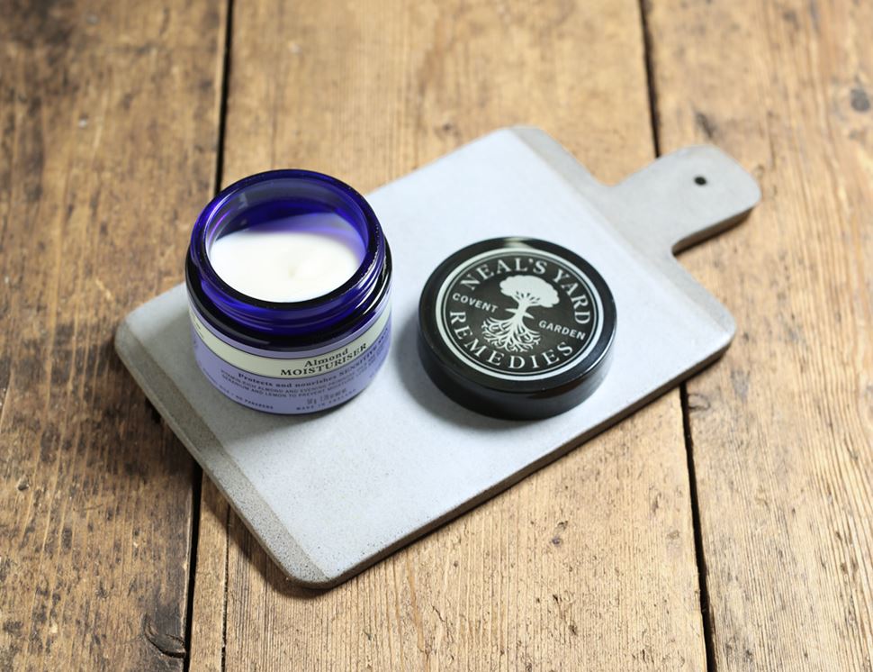 Moisturiser, Almond Scented, Organic, Neal's Yard Remedies (50g)