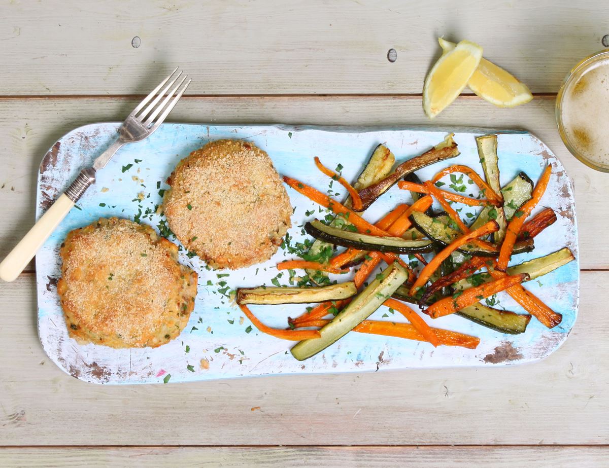 Fish Cakes with Carrot & Courgette Chips