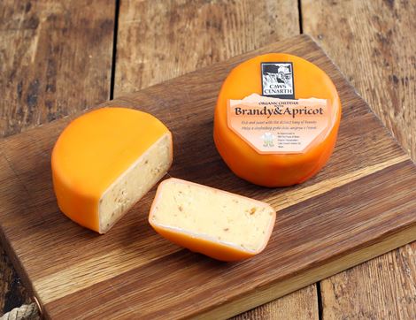 Cheddar with Apricot & Brandy, Organic, Caws Cenarth (200g)