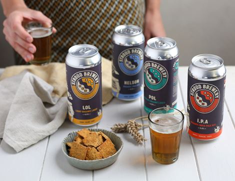 Premium Organic Lager (POL), Organic, Stroud Brewery (440ml)