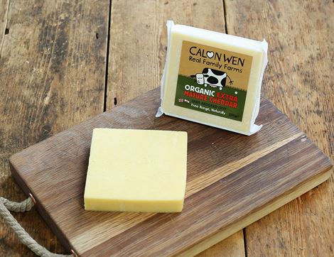 Extra Mature Cheddar, Organic, Calon Wen (200g)