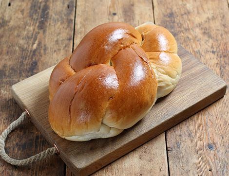 platted challah bread the bagel bakery