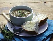 Jerusalem Artichoke, Mushroom & Thyme Soup