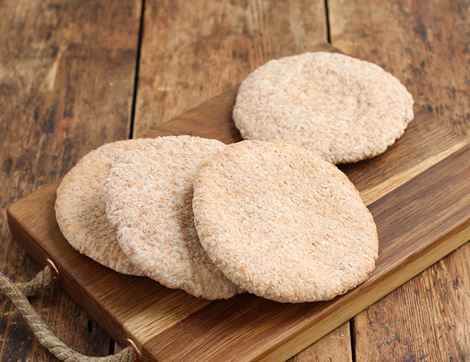 wholemeal pitta bread florentin