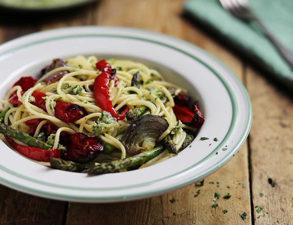 Wild Garlic & Asparagus Spaghetti