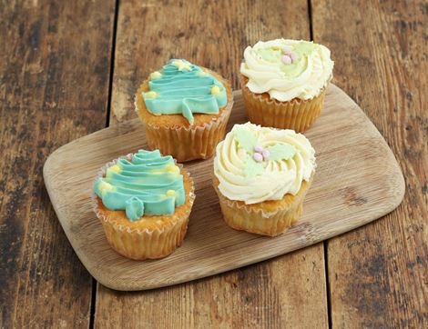 Christmas Cupcakes Famous Hedgehog