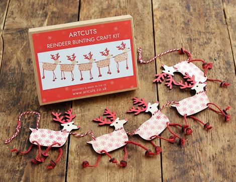 wooden reindeer christmas bunting artcuts