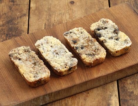 mincemeat crumble bar famoud hedgehodg