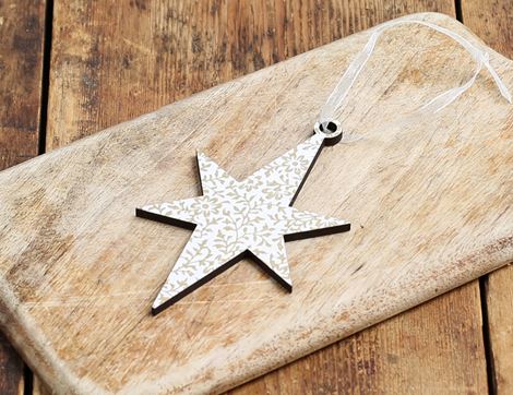 Wooden Christmas Star Decoration, Artcuts