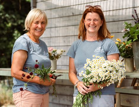 The Organic Blooms Gardening Club
