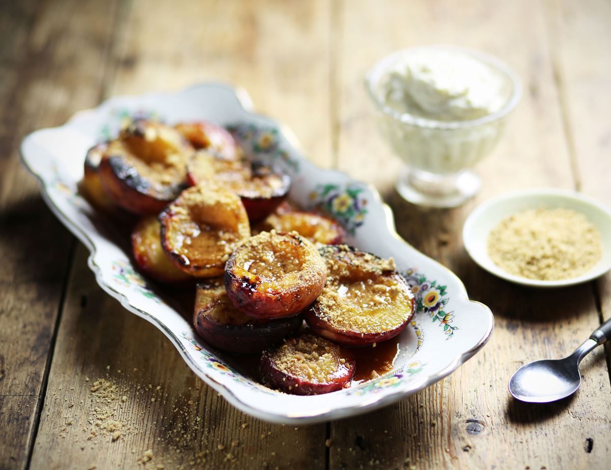 Barbecued Peaches with Amaretto Mascarpone