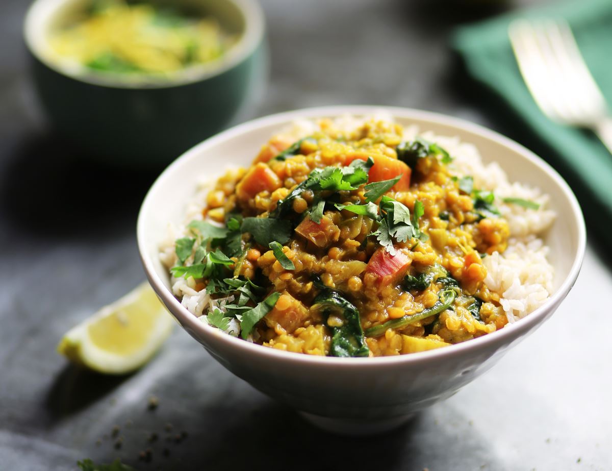 Rhubarb & Lentil Curry 