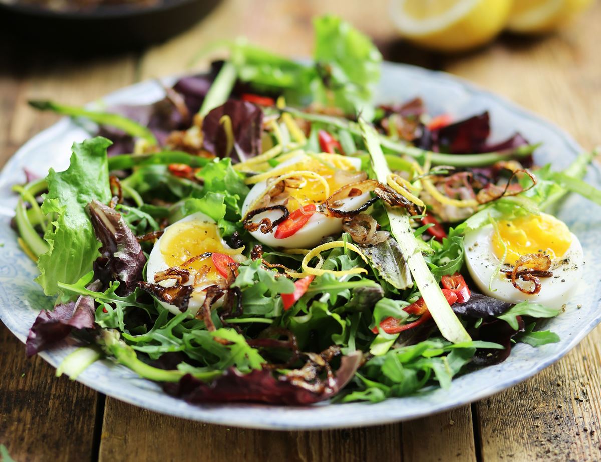 Crispy Shallot, Asparagus & Soft Boiled Egg Salad 