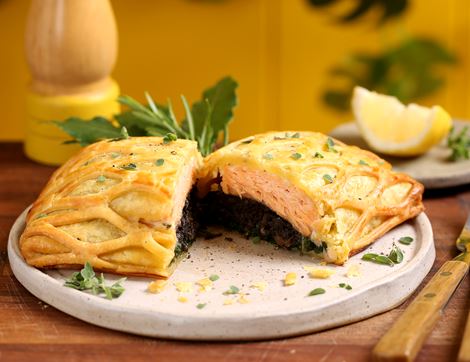 Wild Salmon En Croûte, Non-Organic, The Fish Society (400g)