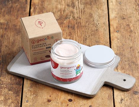 Kid's Toothpaste with Fluoride, Strawberry, Non-Organic, Georganics (60ml)