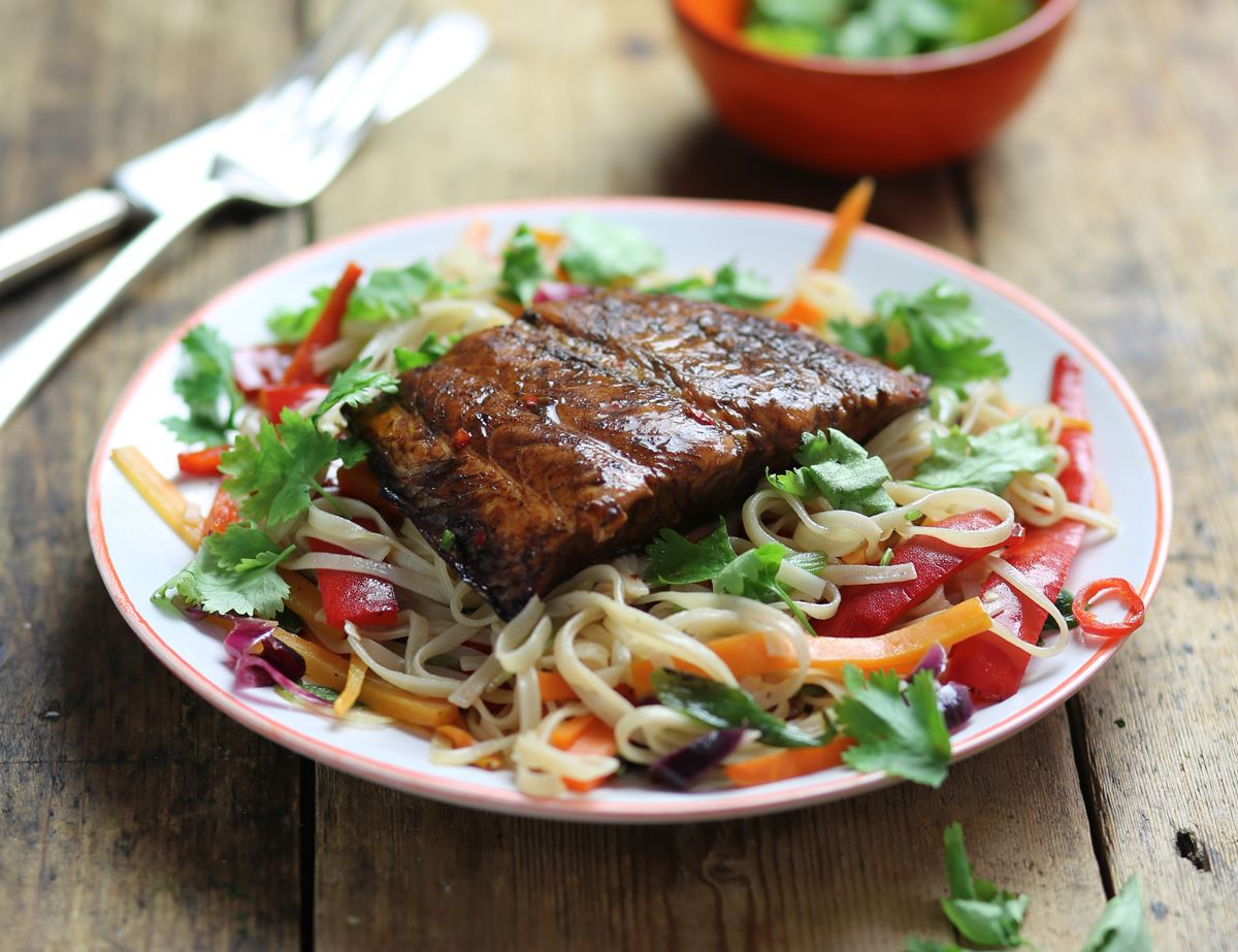 Lacquered Thai Salmon & Stir-Fried Noodles