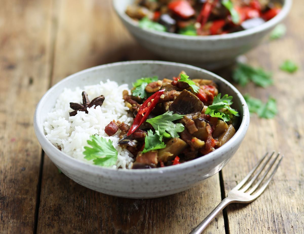 Spicy Aubergine & Lardon Hotpot 