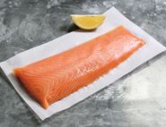 Smoked Salmon Royal Fillet, Land-Based Responsibly Farmed, Severn & Wye Smokery (200g)