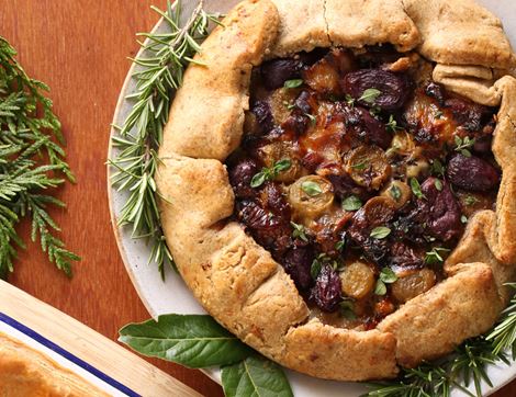 Camembert, Grape & Bacon Tart, Organic, Lodge Farm (800g)