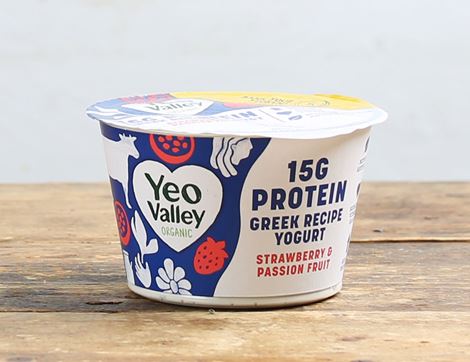 Strawberry & Passion Fruit Protein Yogurt, Organic, Yeo Valley (200g)