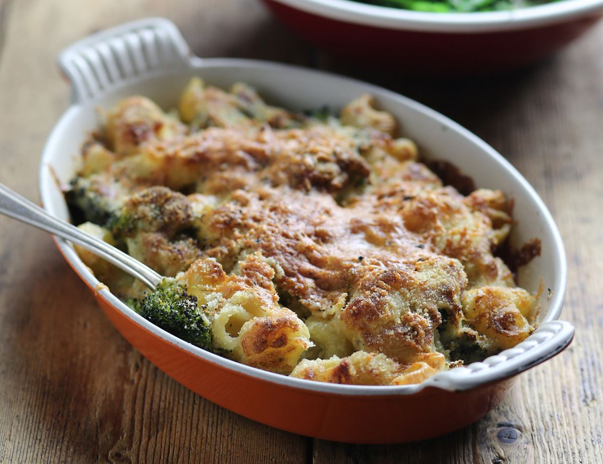 Cheddar & Broccoli Pasta Bake