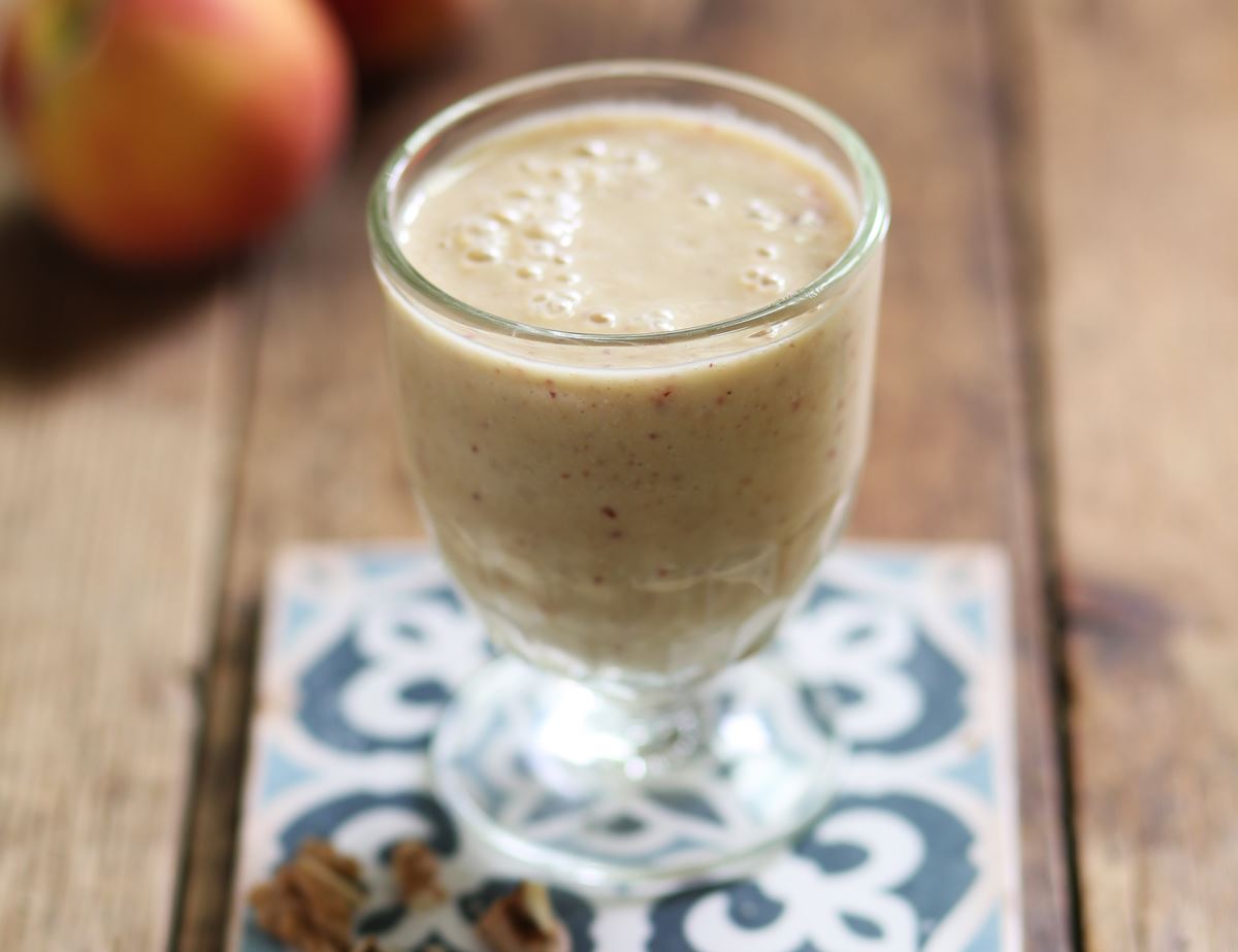 Peach & Walnut Thickie Smoothie