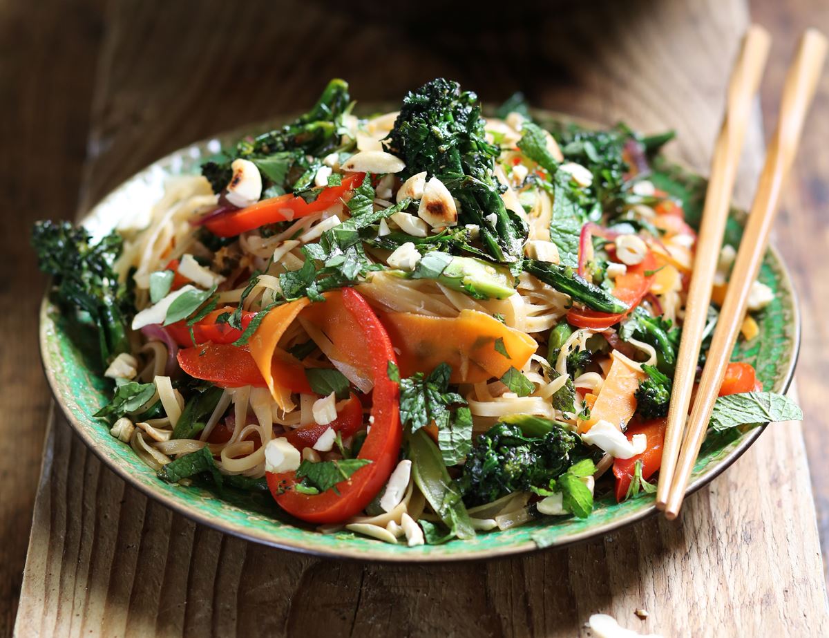 Purple Sprouting Broccoli Pad Thai with Cashews & Mint