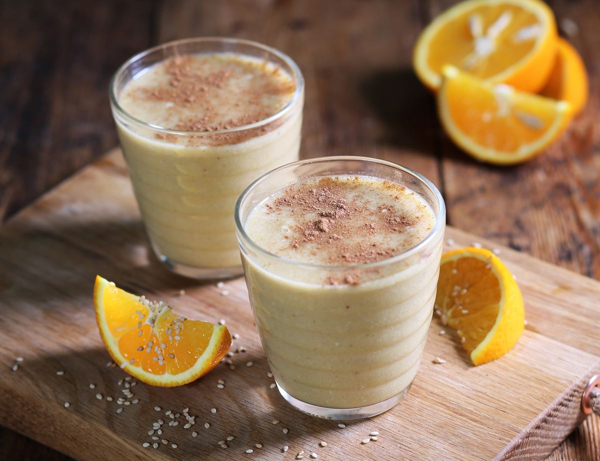 Sesame, Orange & Banana Smoothie