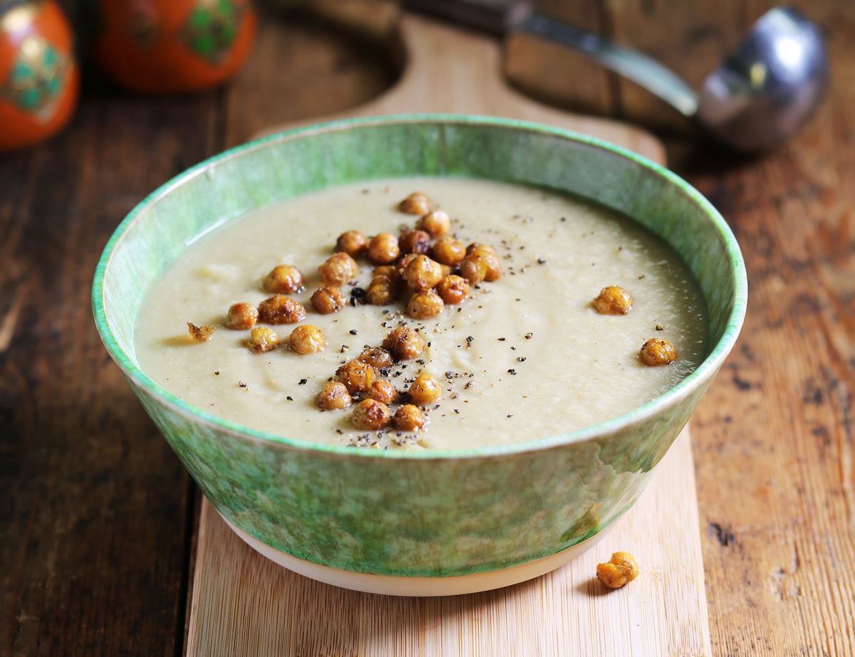 Spiced Parsnip & Chickpea Soup
