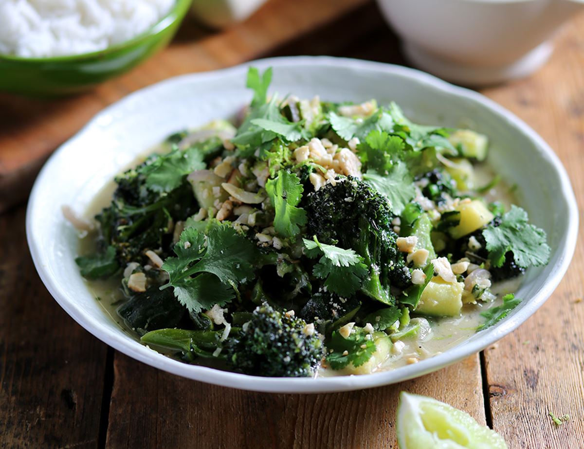 Thai Green Curry with Purple Sprouting Broccoli & Peanuts
