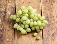 organic white seedless grapes 