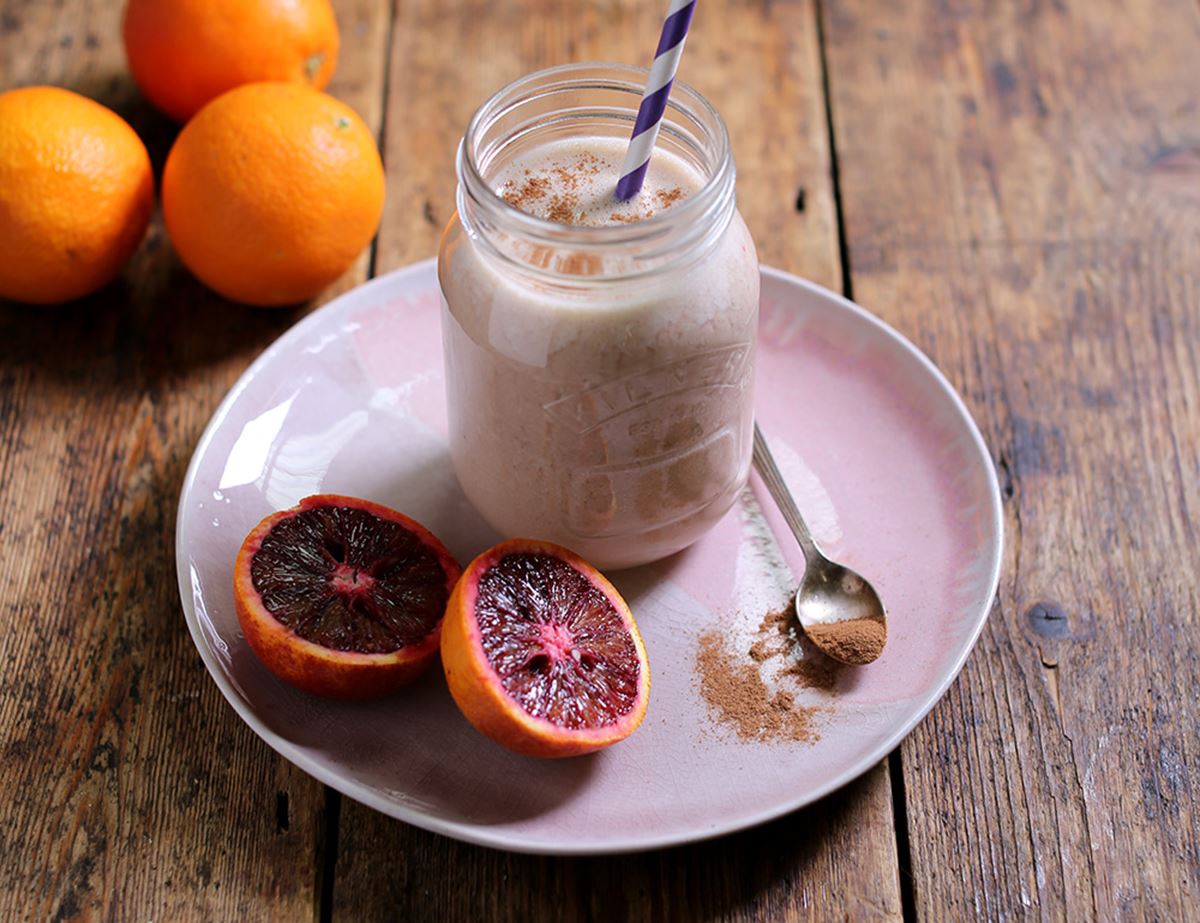 Wakey, Wakey Tahini Shakey Smoothie