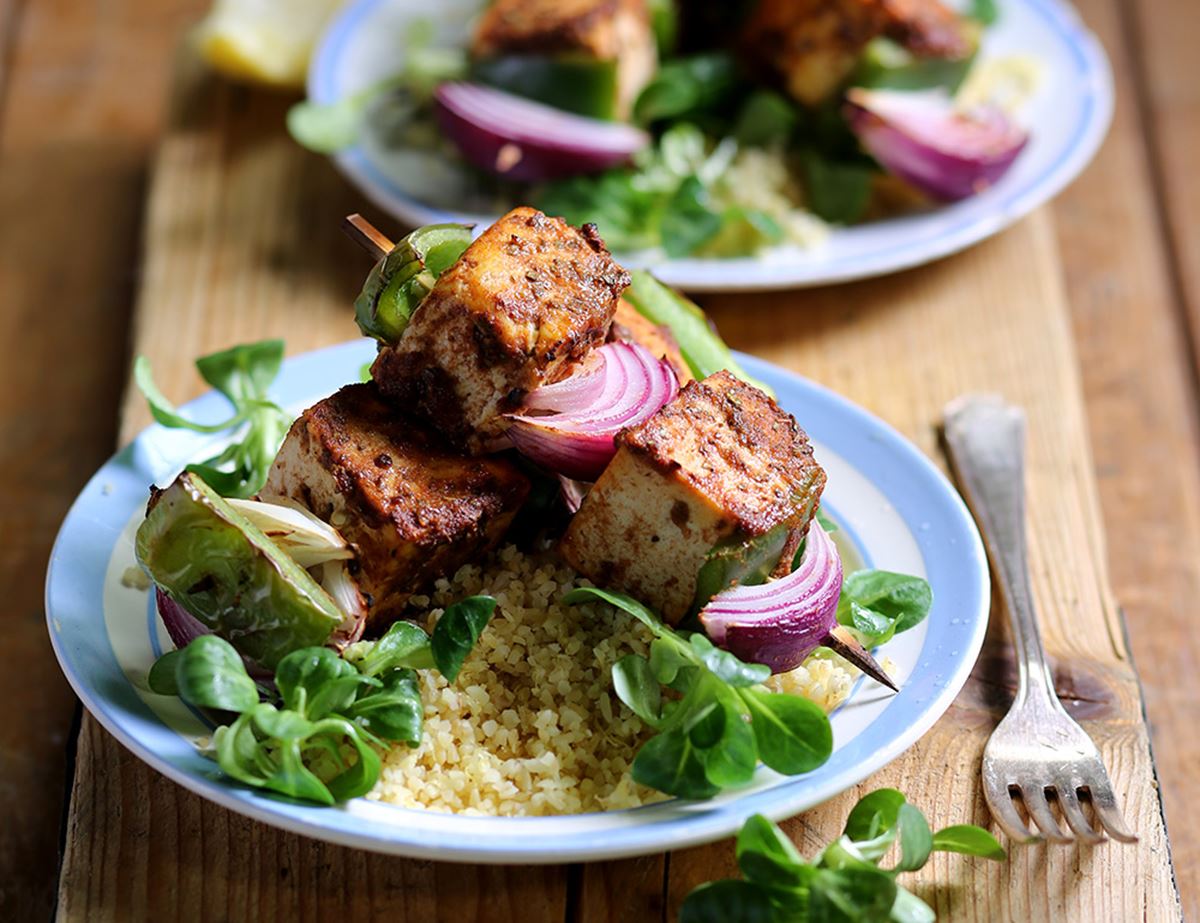 Tofu, Pepper & Onion Shish Kebabs