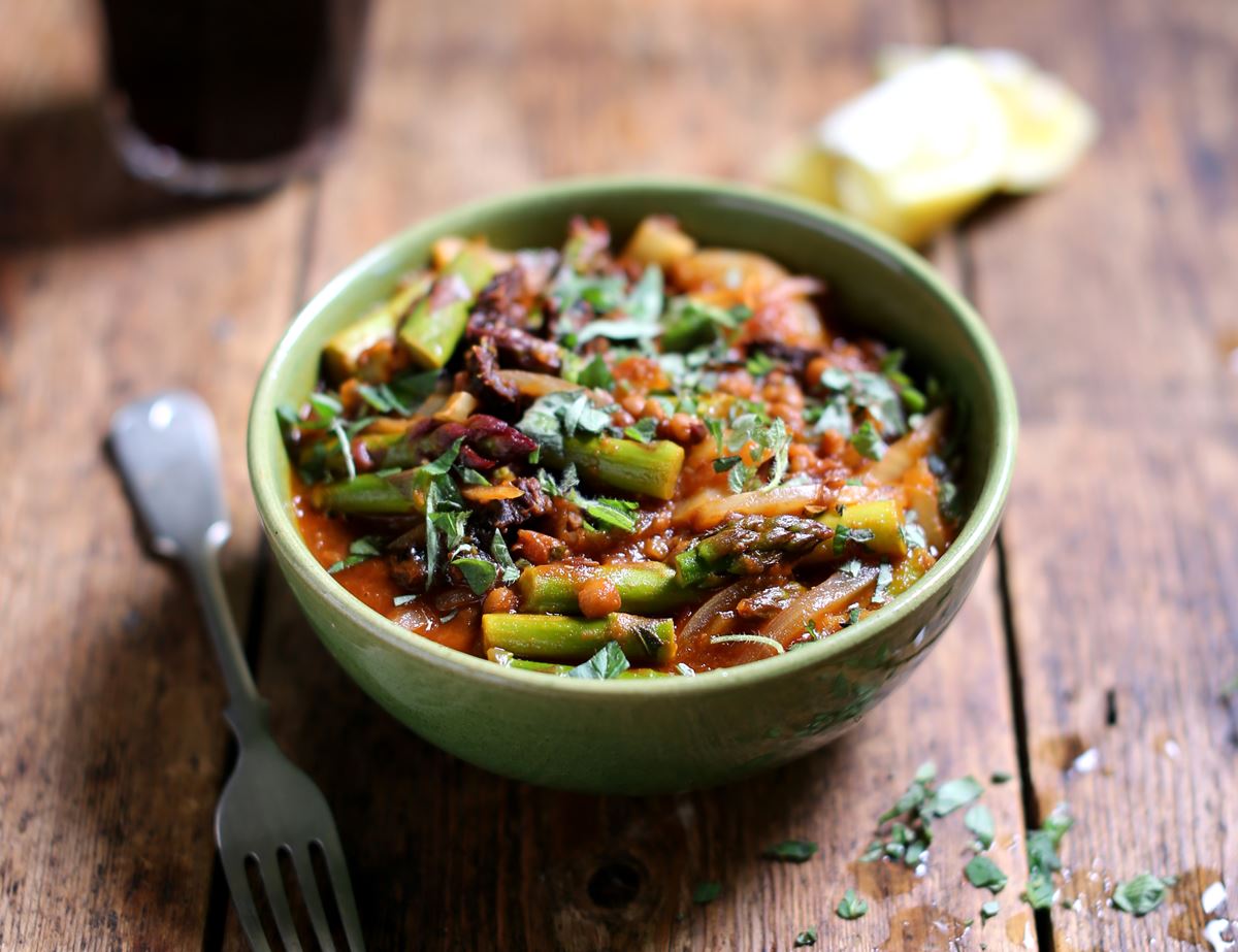 Spring Asparagus, Fennel & Sun Dried Tomato Stew