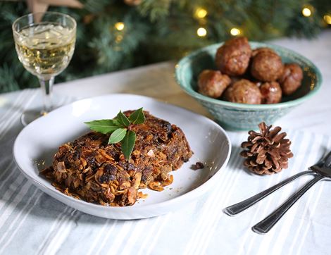 Classic Stuffing for Turkey with Apricot & Walnuts, Organic, Pegoty Hedge (385g)
