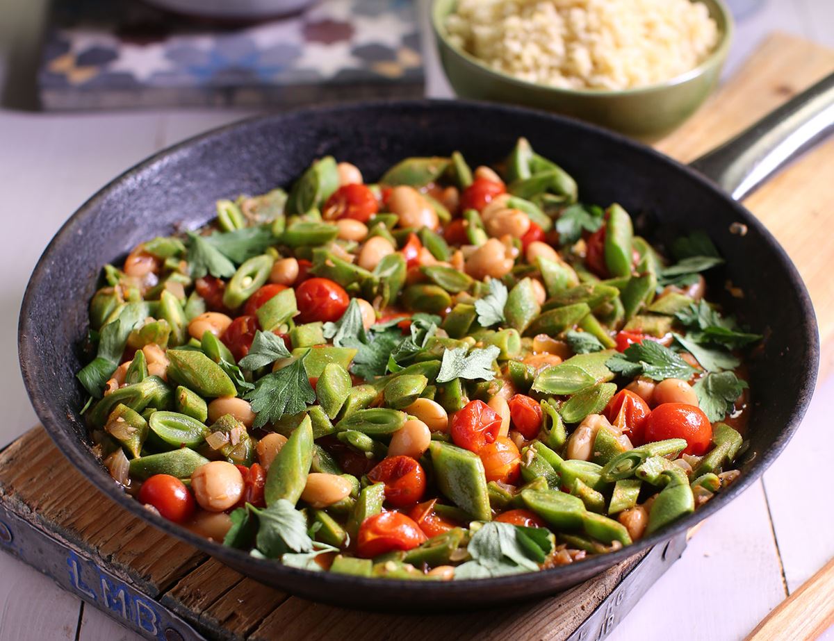 Greek Braised Beans with Bulgar Wheat