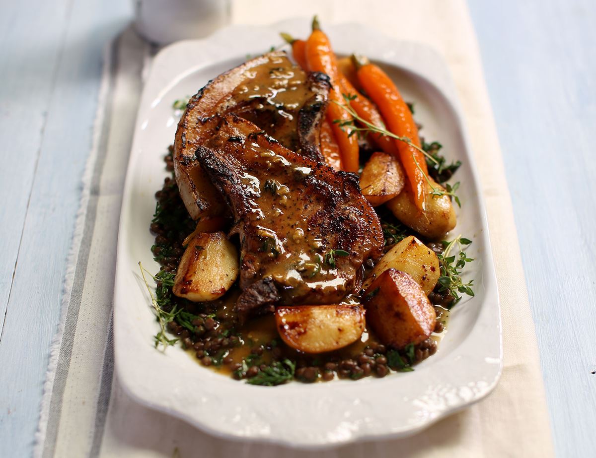 Glazed Pork Chops with Pan Fried Apples