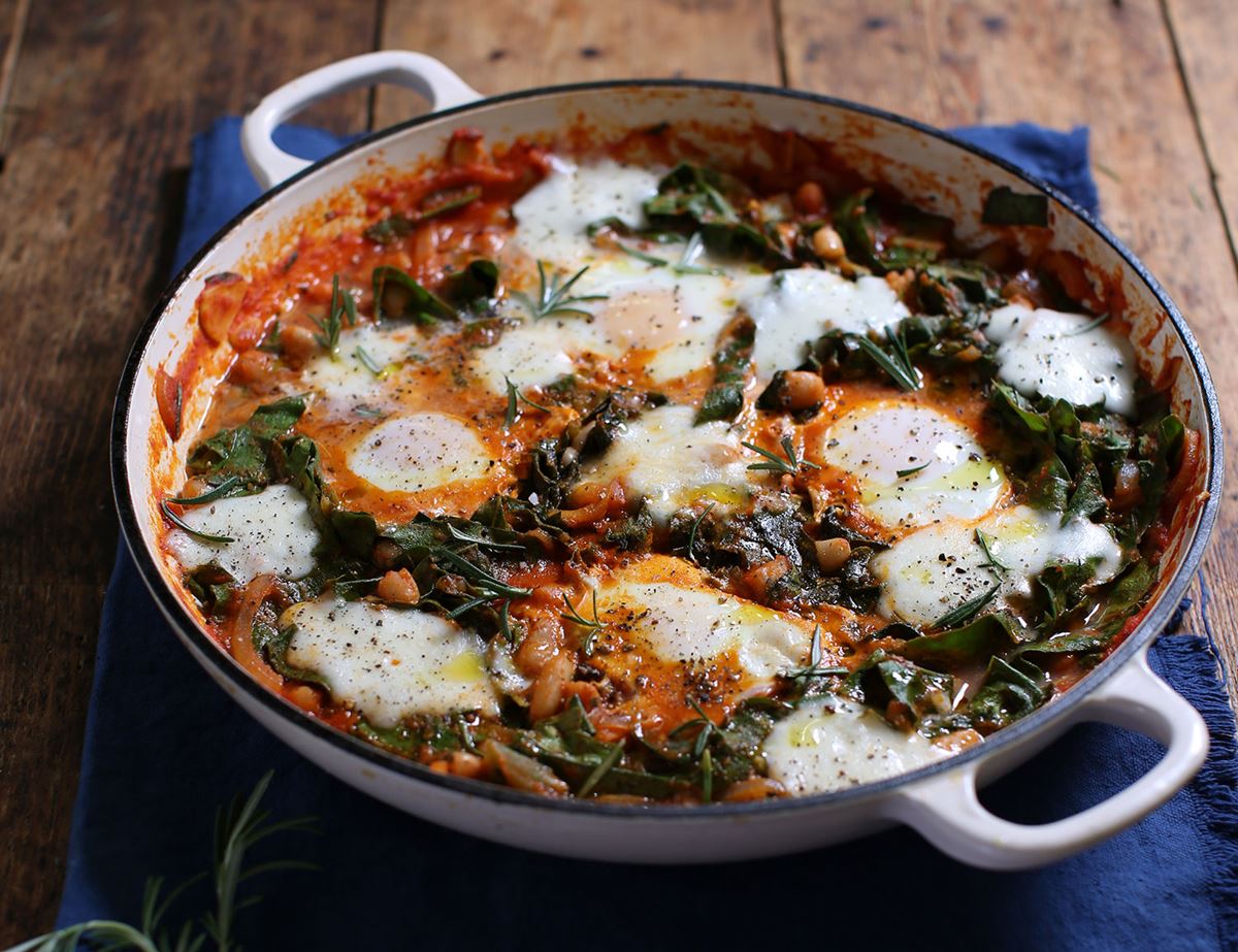 Tomato, Melting Mozzarella & Spinach Eggs
