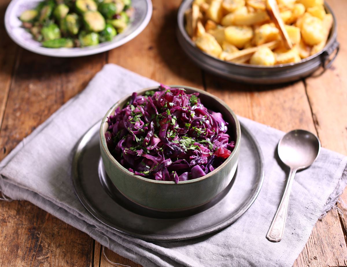 Maple & Apple Braised Red Cabbage