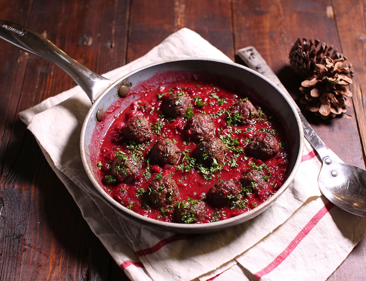 Meatballs in Cranberry Sauce
