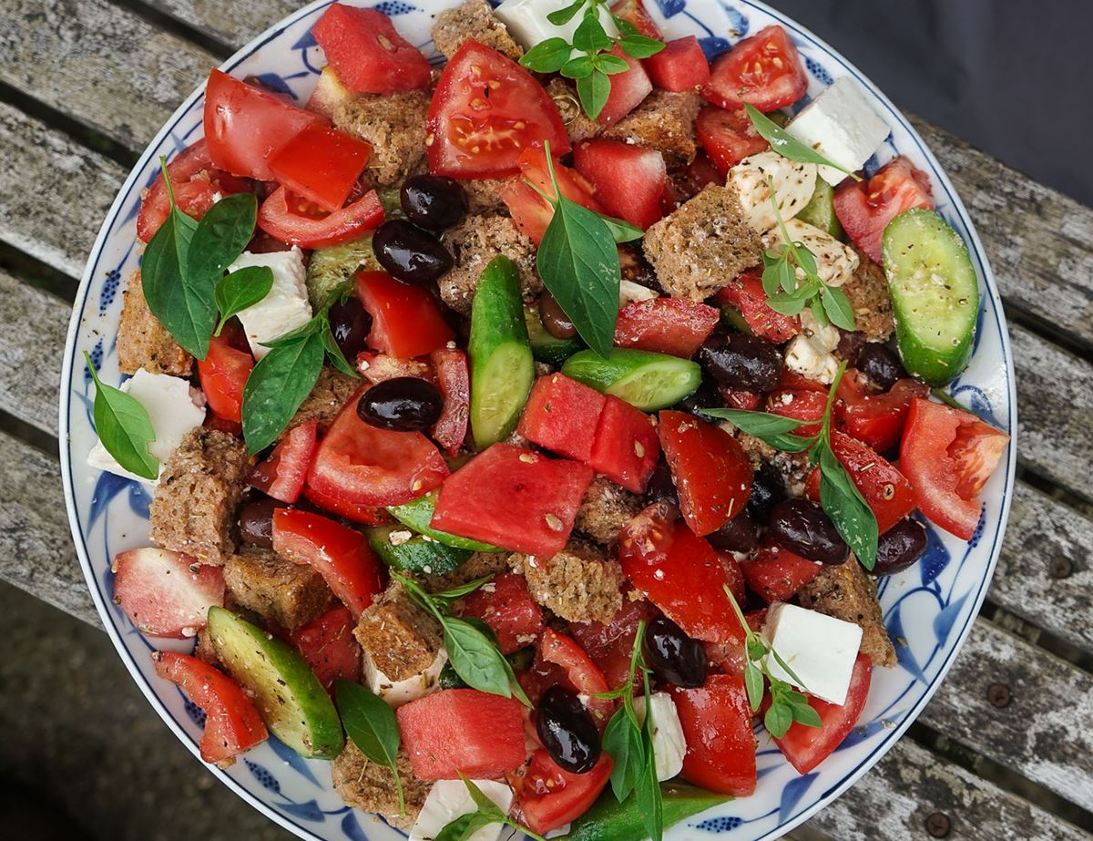 Summer Panzanella Salad 