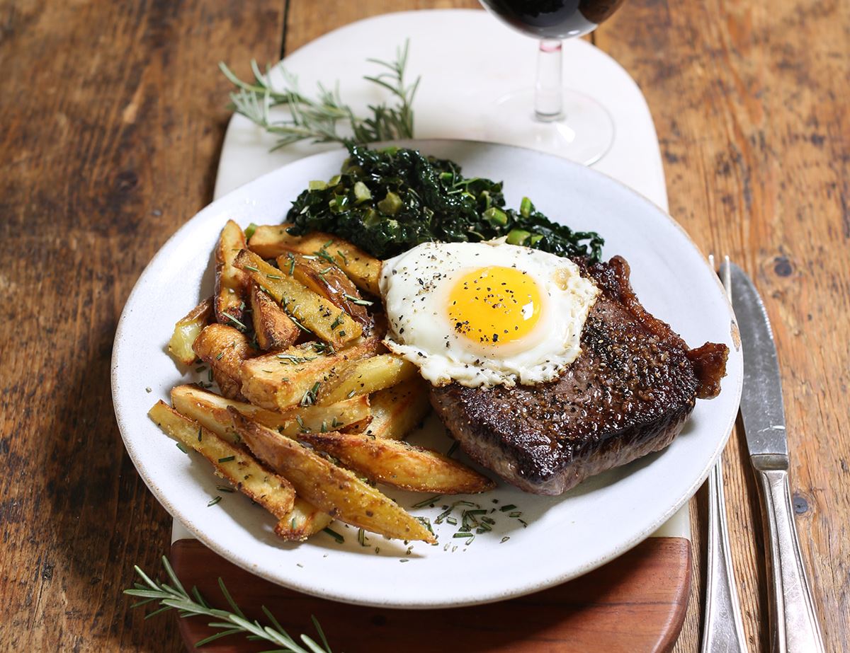 Steak, Egg & Chips with Mustard Greens