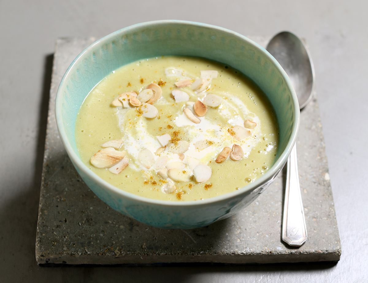 creamed-jerusalem-artichoke-soup-recipe-abel-cole